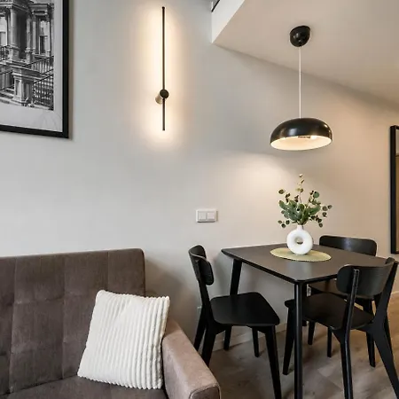 Loft 61 With Free Parking Lägenhet Vilnius