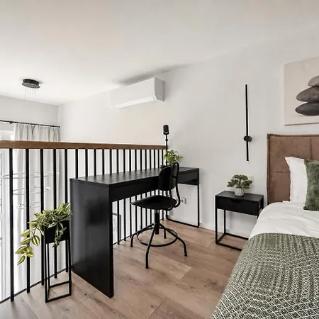 Loft 61 With Free Parking Lägenhet Vilnius